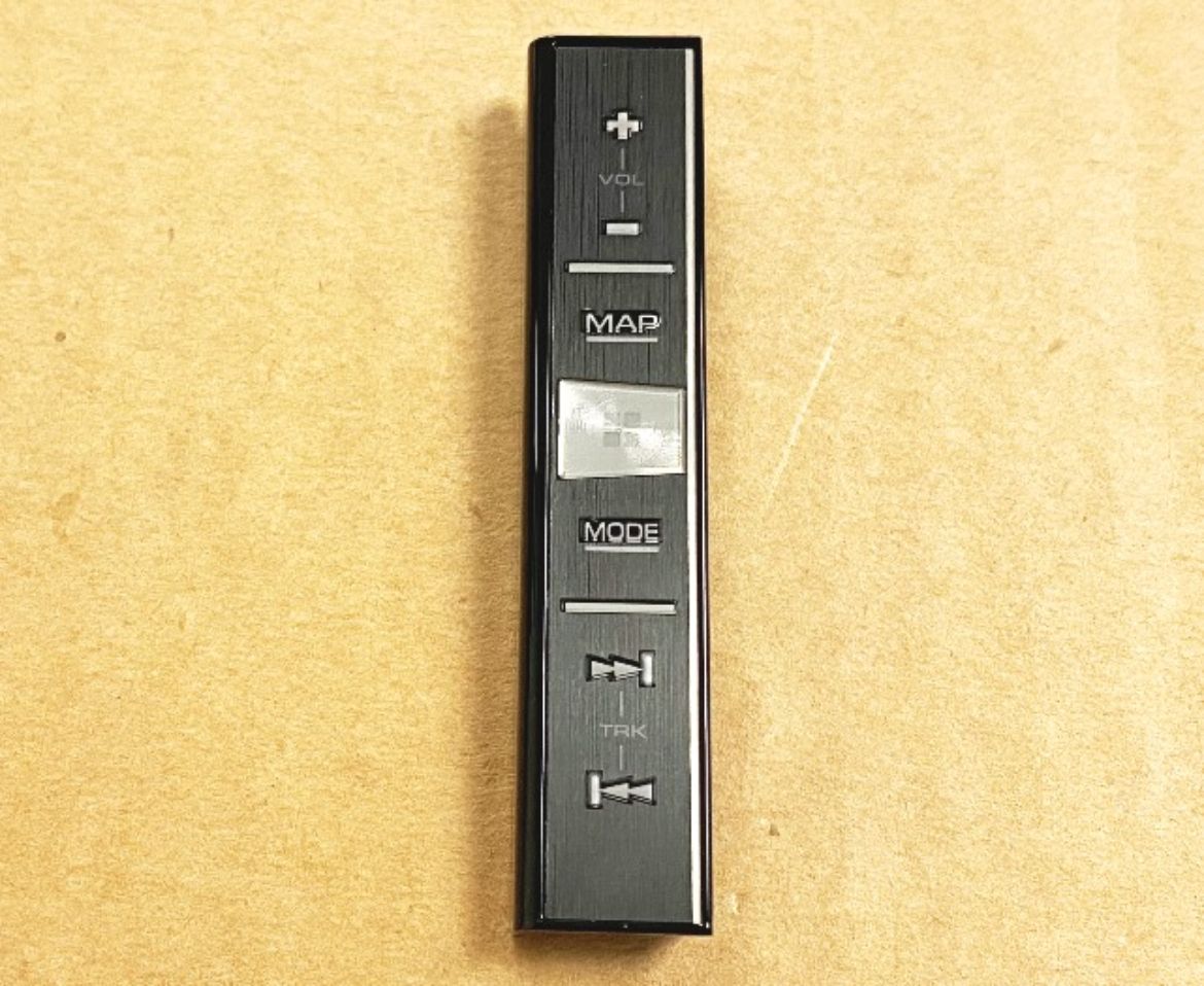 CXE8369.jpg