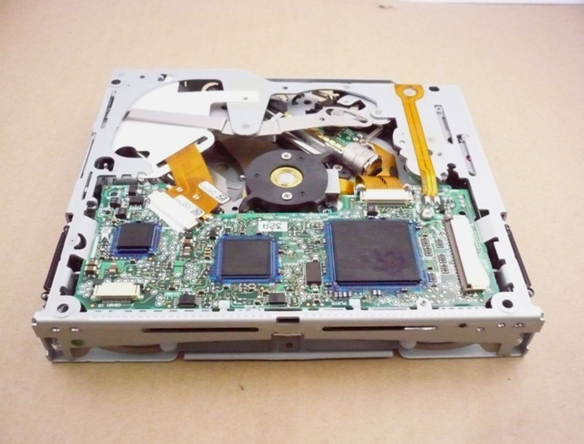 DV03042Z01.jpg