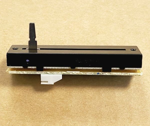 704DJM250A032.jpg