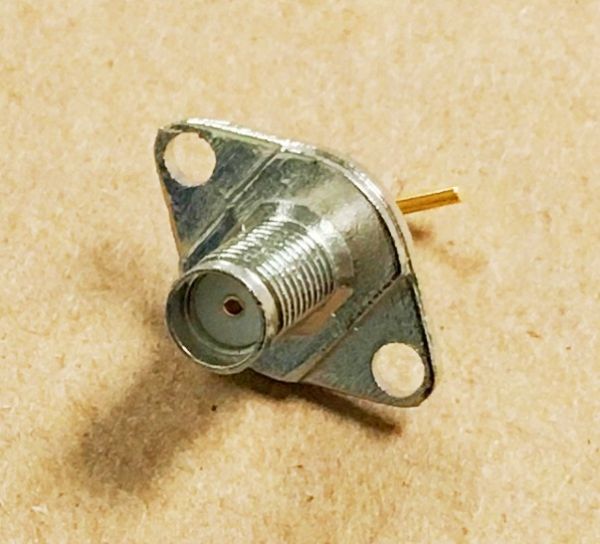 E04048805.jpg