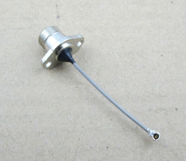 E37112635.jpg