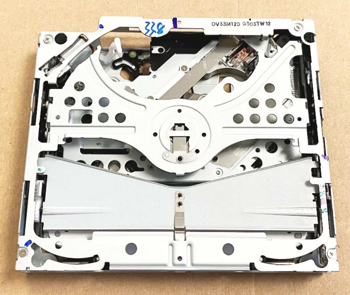 81D61286Y01.jpg