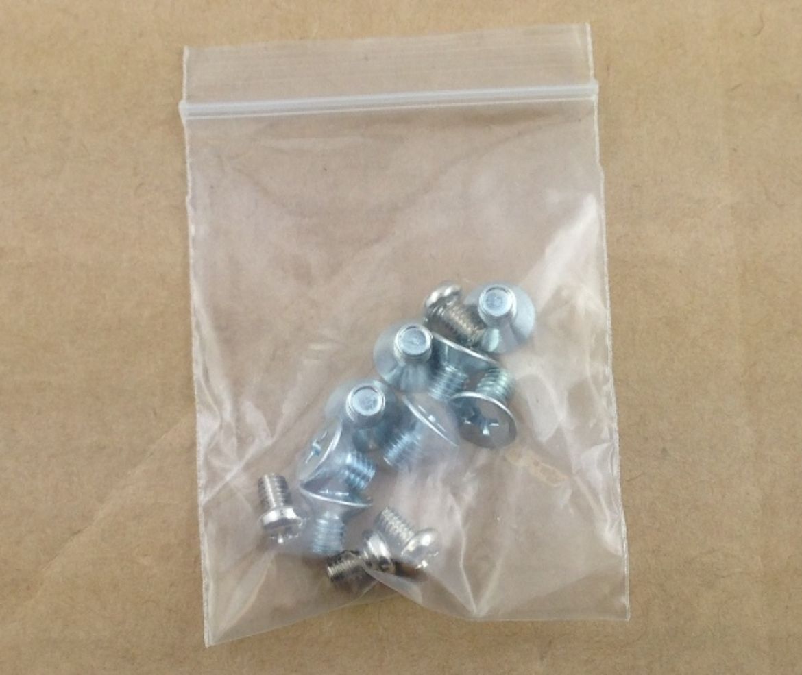 X009RAMSCREW.jpg