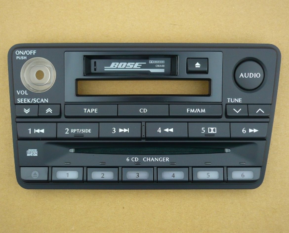 940790705T.jpg