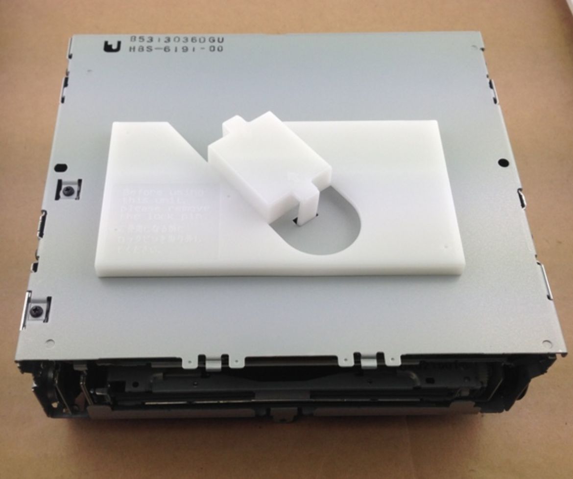 HBS619100.jpg